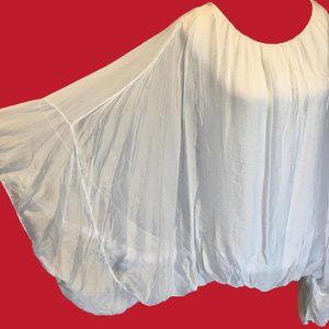 Tessie BEAUTIFUL Silk Blend White Flowy Blouse OS